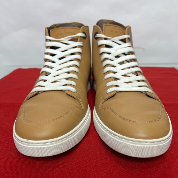 Louis Vuitton Line Up Monogram Zipper Heel Sneaker - Picture 2 of 10